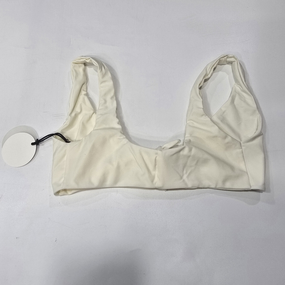 Tularosa Nikki Top in Ivory - Picture 8 of 8